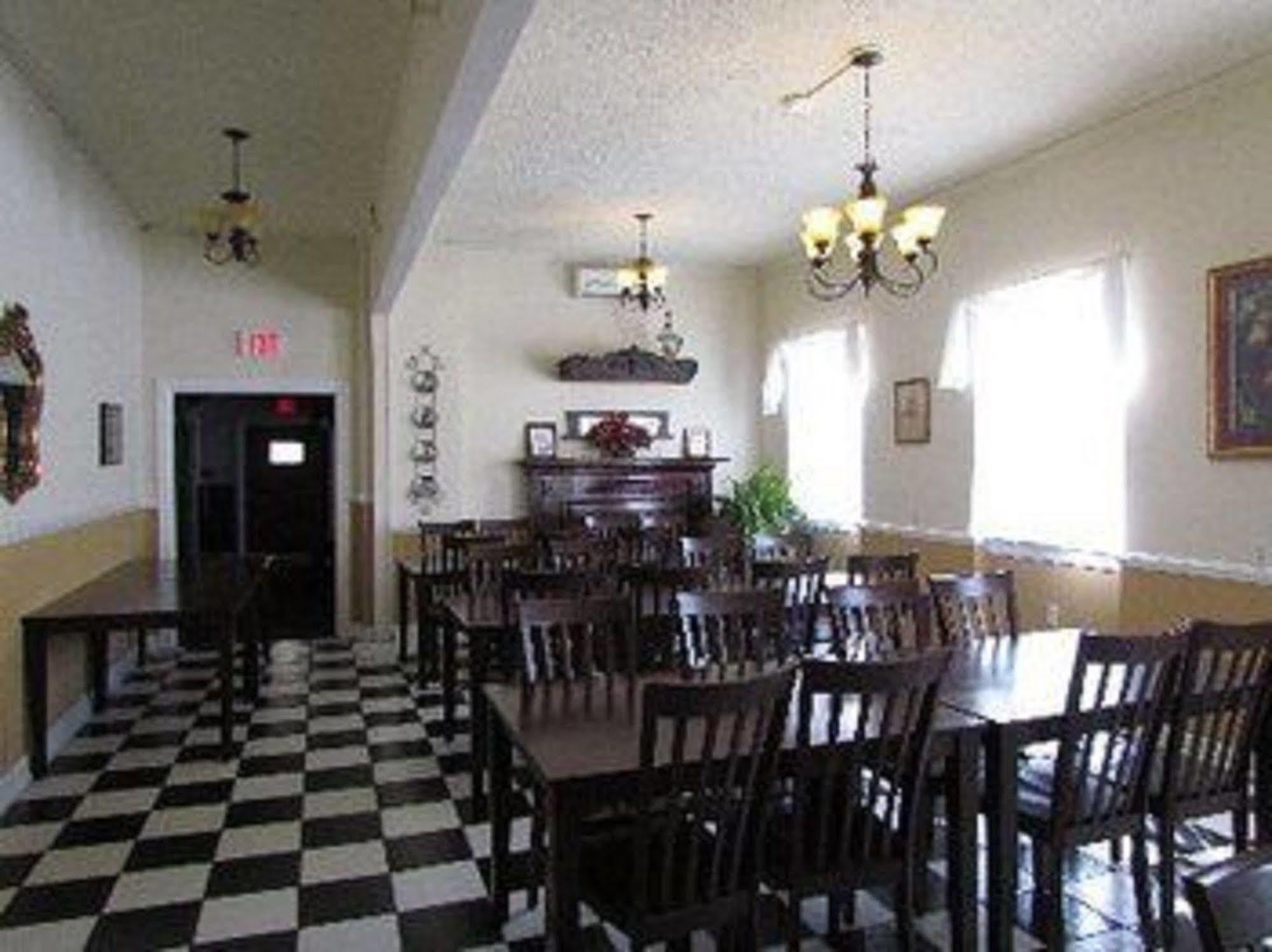 Macarthur Inn Narrows Restaurant bilde